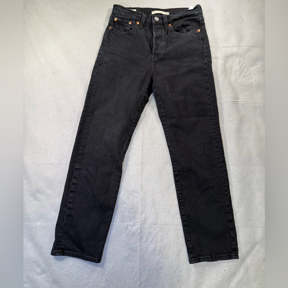 Levi's Women's Wedgie Straight Cropped Jeans